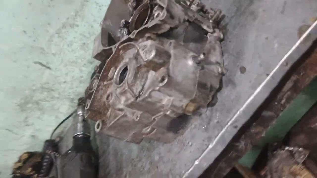 Motor de Titan convertido para 2T DT 180