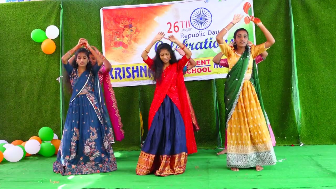 10Th Class Rani & Group Dance