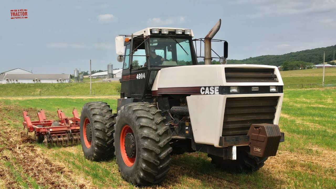 CASE 4994 Tractor Chisel Plowing