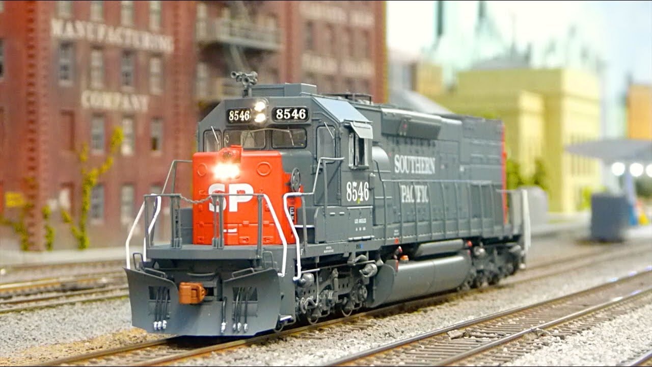 Scaletrains SD40T 2 SP weekend reserve power with Athearn  SDP45, GP40P and SD39