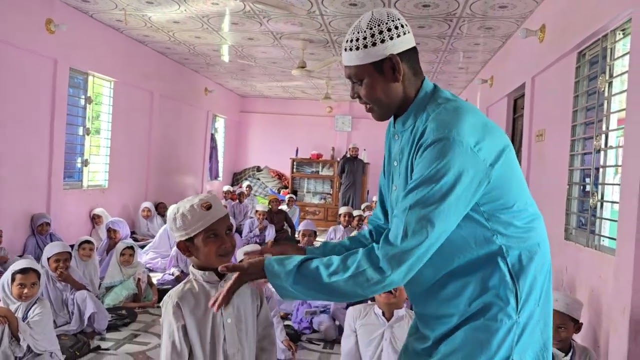 আনোয়ার মামা হোসাইনকে হাসাইতে পারলো না।