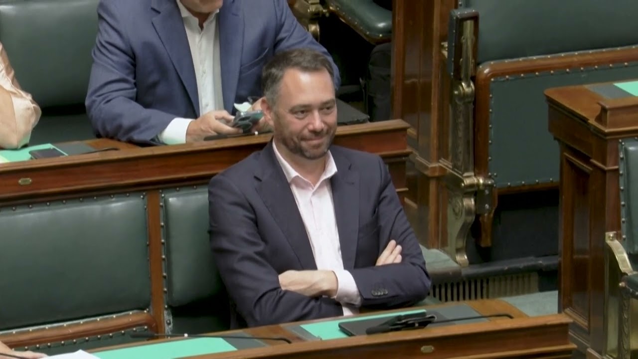 Belgian federal parliament returns to work as government negotiations continue