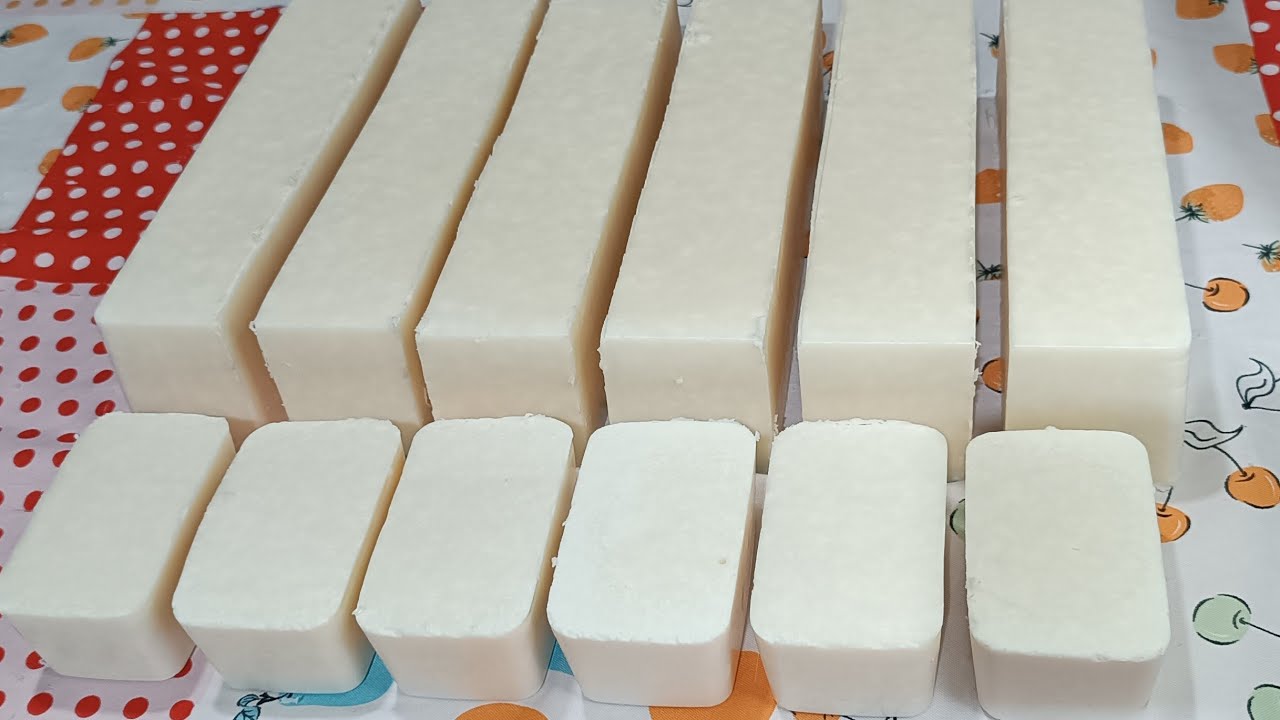 Sabão caseiro em barras com amido de milho 🌽🌽 e limpador perfumado limpa e perfuma sabão lava roupas