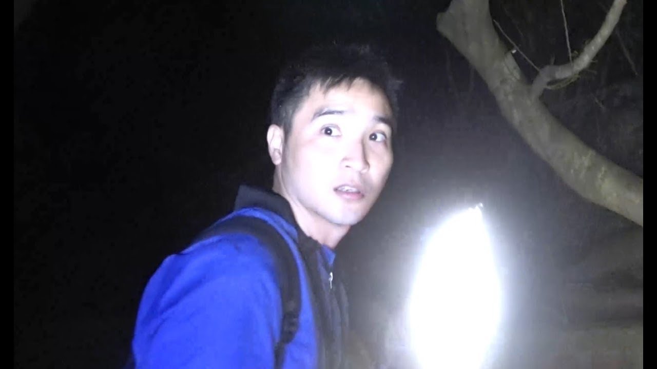 #33【谷阿莫Life】夜探聽說很可怕的廢棄快40年遊樂園