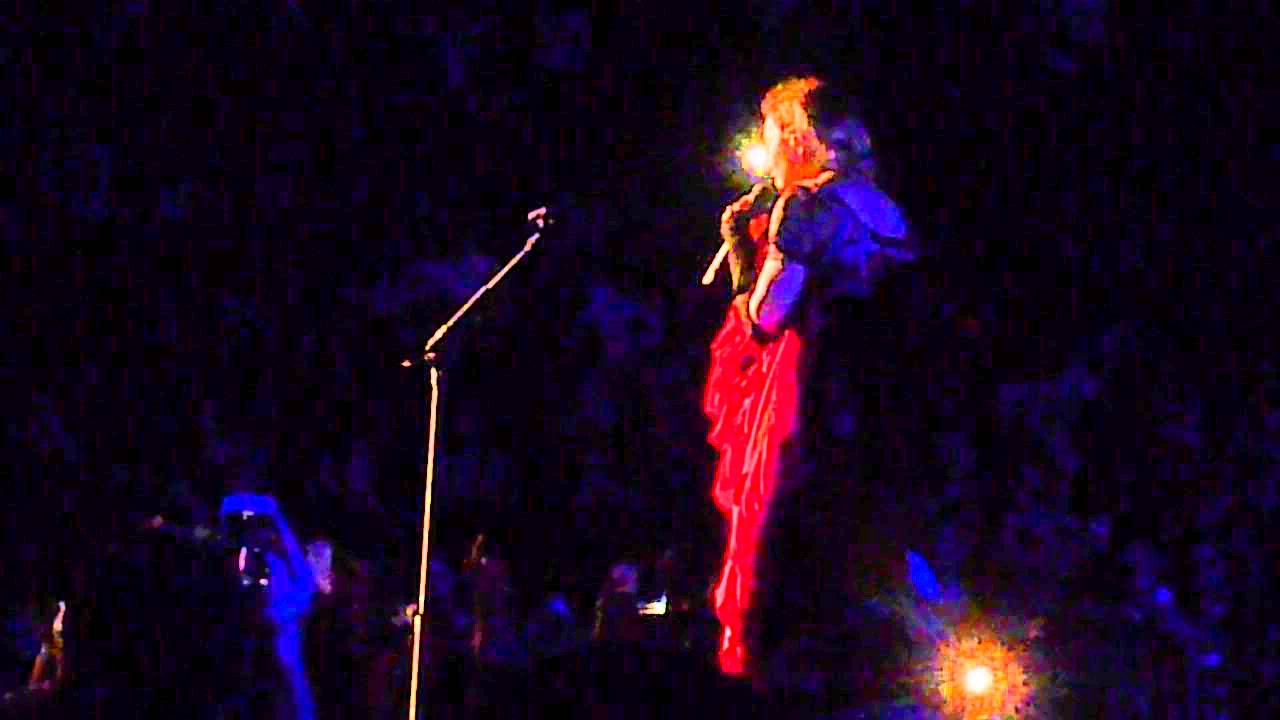 Madonna - 02 December - Drowned World/Substitute For Love - madonnalicious.com