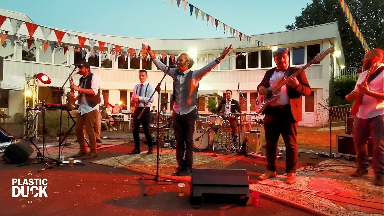 Plastic Duck - Poule Punk - LIVE ( Jardins en Scène 2020 )
