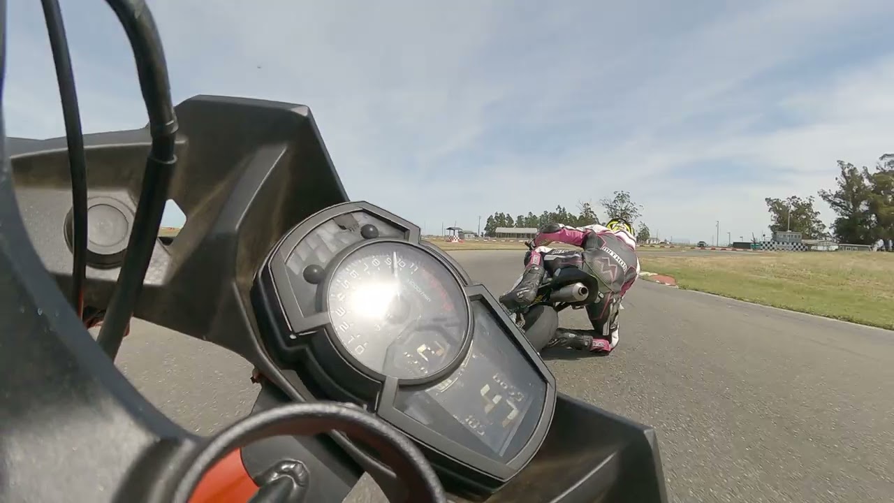 Ohvale GP-2 190cc vs. Ninja 400 - ShortGuyMoto