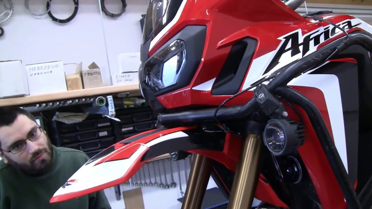 Honda CRF1000 -- Africa Twin -- Frontfender hochsetzen