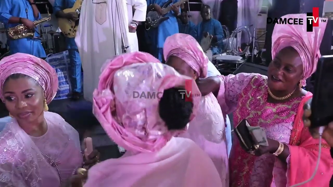 SHEIKH FARUQ ONIKIJIPA'S DAUGHTER'S WEDDING IN LAGOS