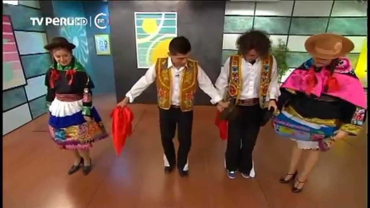 Clases de Huaylarsh con Pedro Villalobos Maestro Campeón (Bien Por Casa TV Perú)