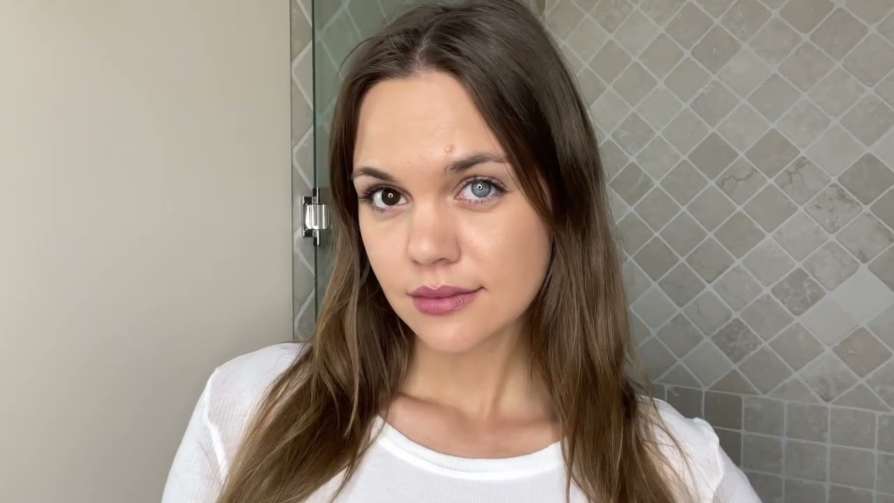 Eyeling Dark Brown - most natural brown lenses for blue eyes