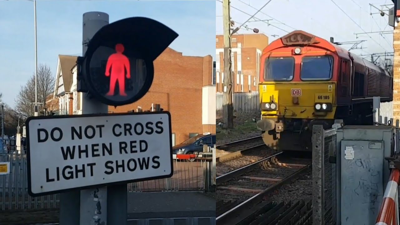 Grays Level Crossing, Essex
