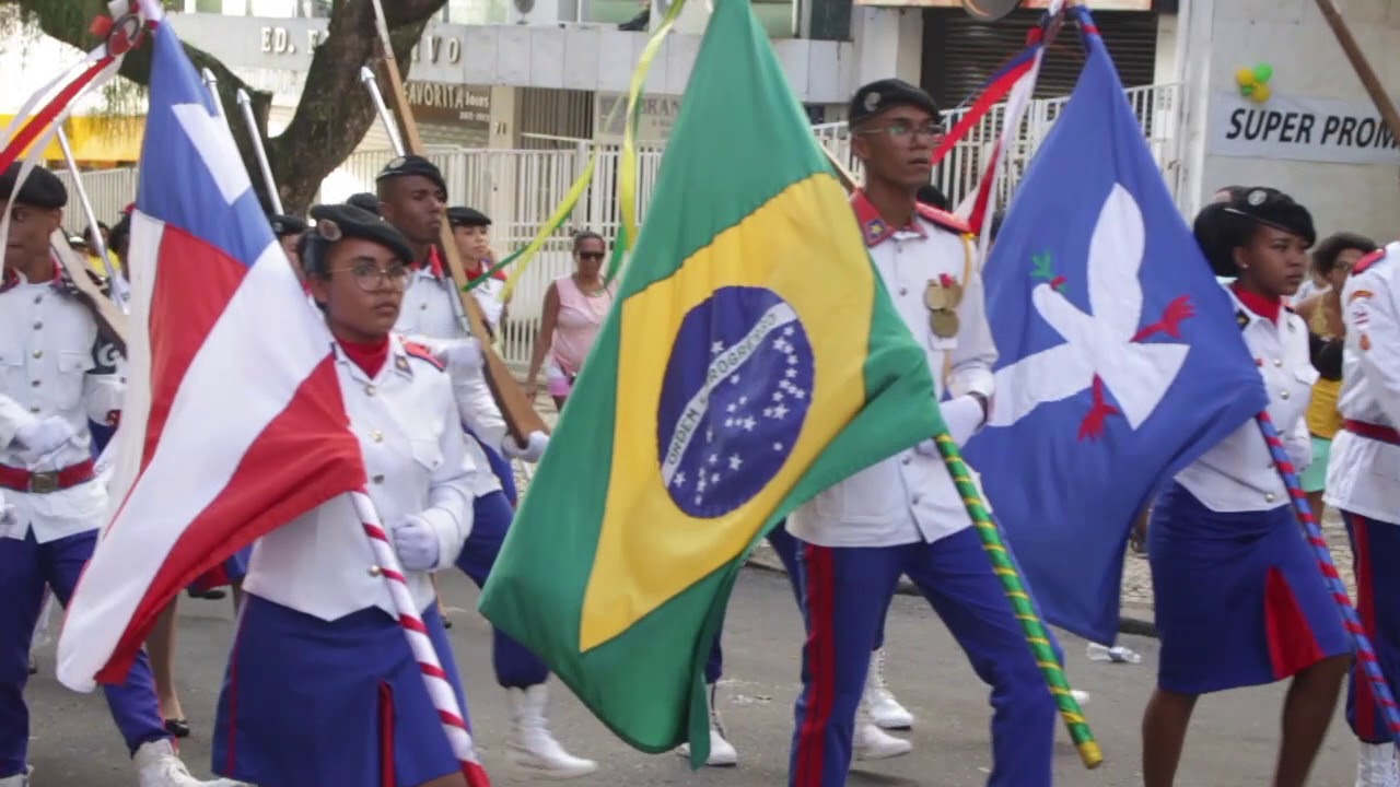 DESFILE 2 DE JULHO 2018 -  ALUNOS DA CASA PIA