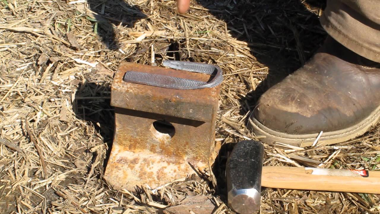 Journal of the Yurt 48 Forging a Fire Steel in the Wood Stove