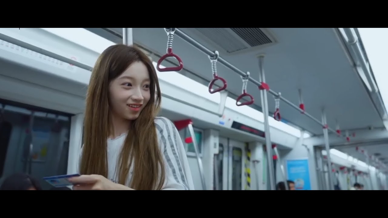 Love at first sight inside the bus 💘 New Korean Hindi songs Mix Chinese High School Love Short Story