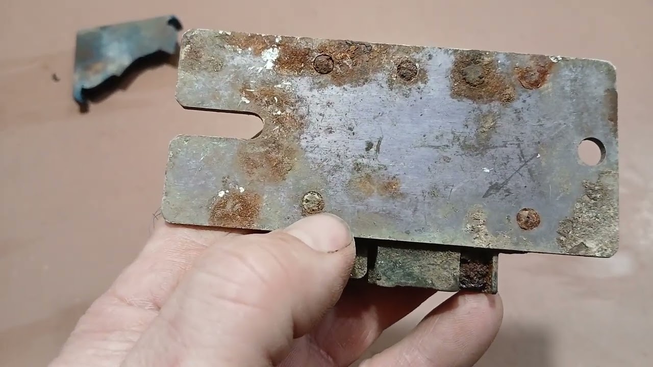 Эти коробочки из СССР. Категорически запрещено Выбрасывать. Есть Палладий. Золото. Серебро.