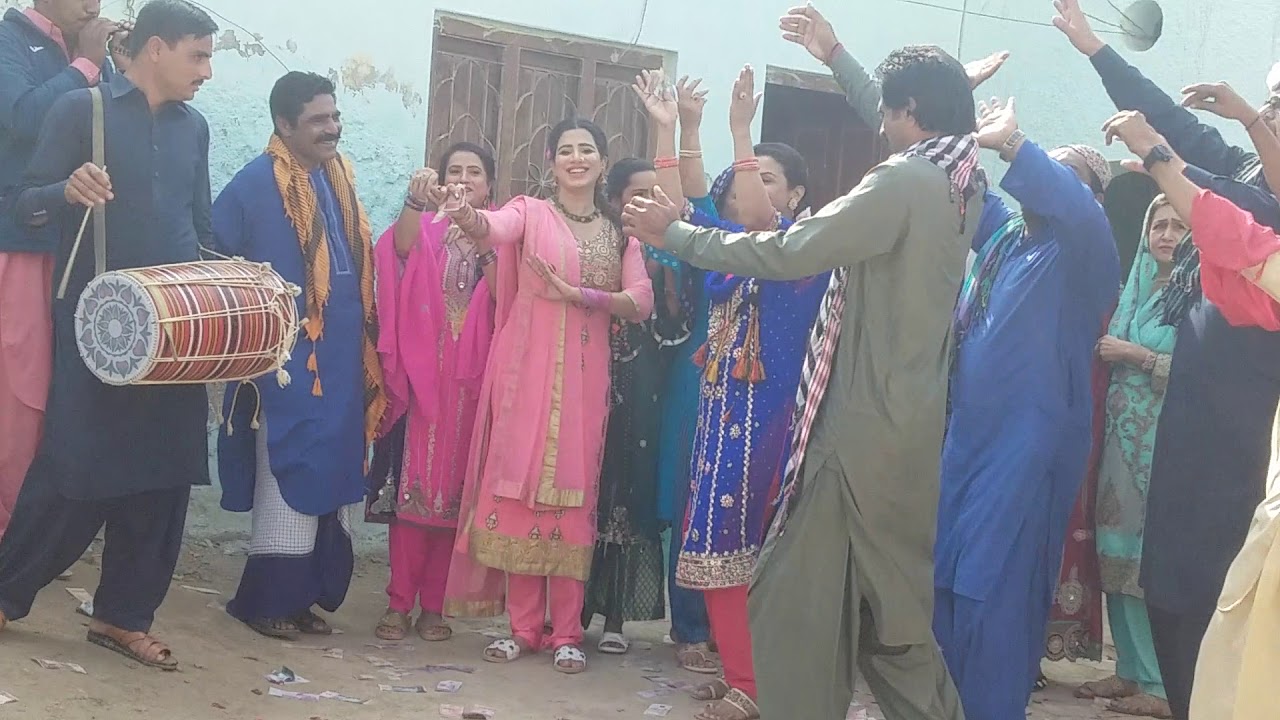 Meking khori khay ghumri wrier noor zounr director bisharat samo codirector farzand malik khajoo ktn