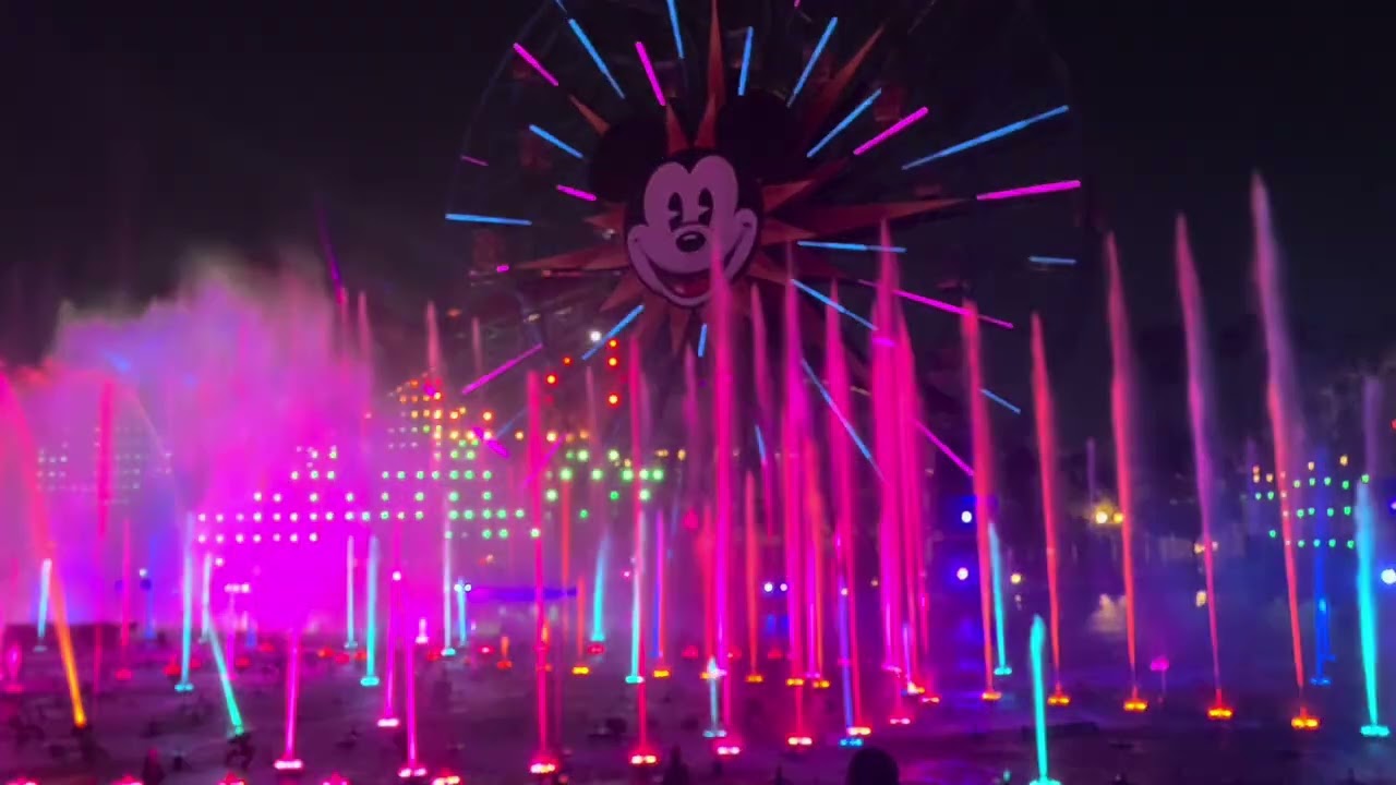 Disneyland night time spectacular, World of color show 