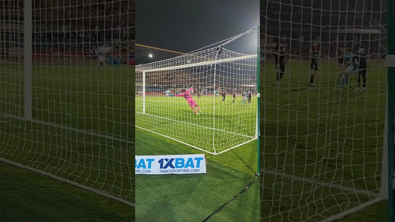 #Nandhakumar steps up for @OdishaFCTV as he opens the scoring in #NEUOFC! 🚀 | #HeroISL #Shorts