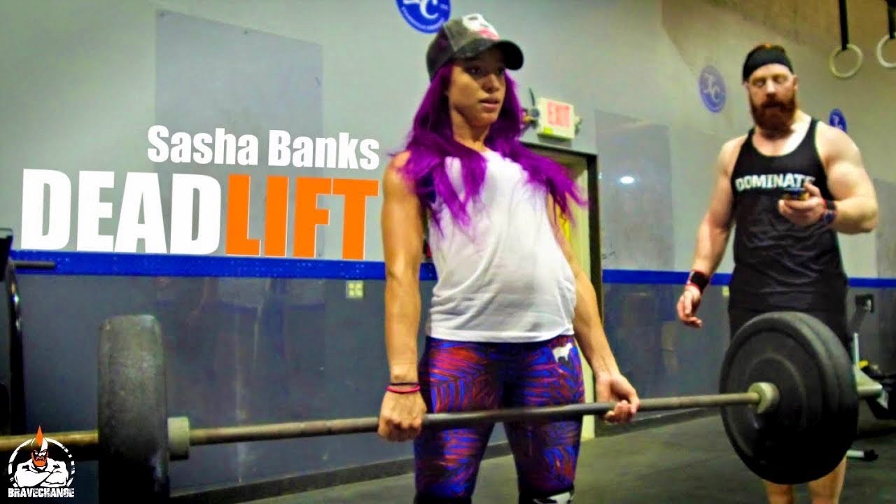 Sasha Banks Deadlift (AND CRUNCH!)