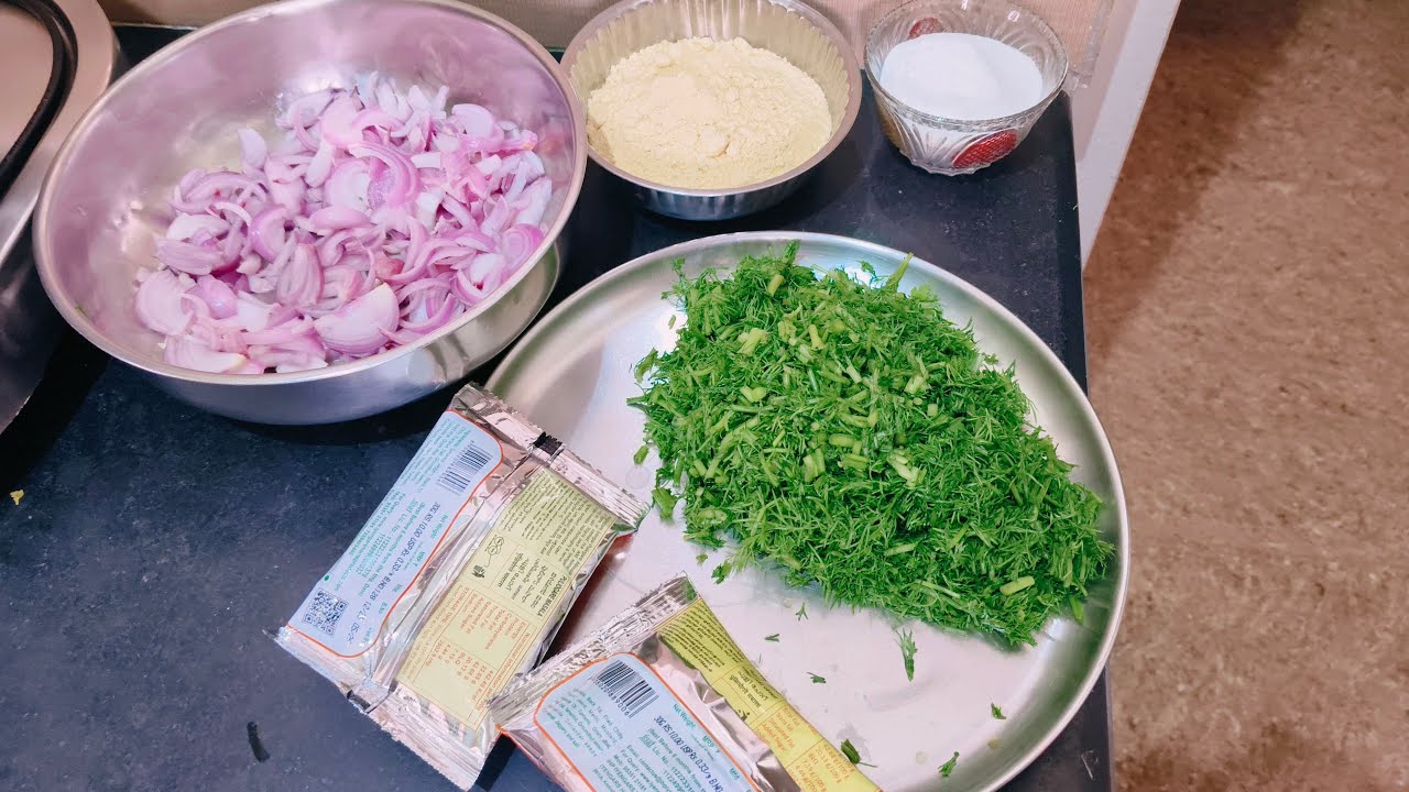 ಶ್ರೀಮತಿ ನವೀನ ಕನ್ನಡ Vlogs is live! ಪುಳಿಯೋಗರೆ ವಿಥ್ ಸಬ್ಬಕ್ಕಿ ಸೊಪ್ಪಿನ ಬಜ್ಜಿ 😋