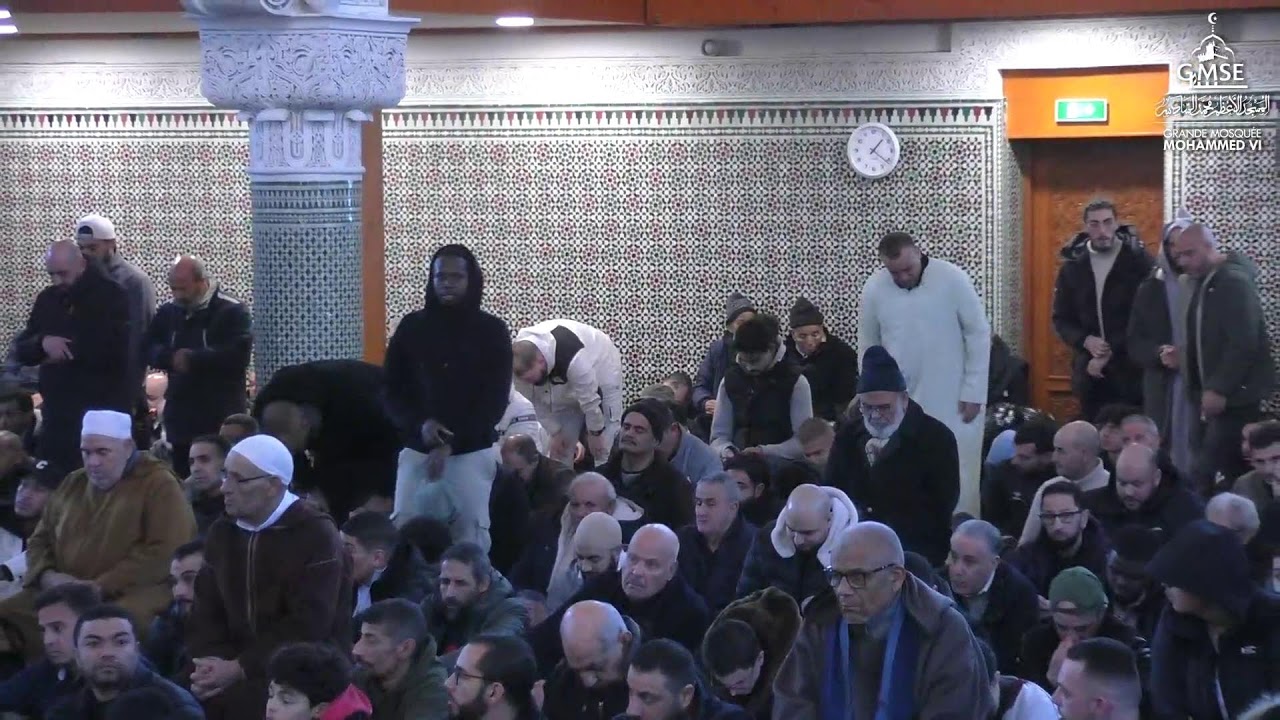 Récitation de la Sourate 18 par le cheikh  Ismail EZZOUYN