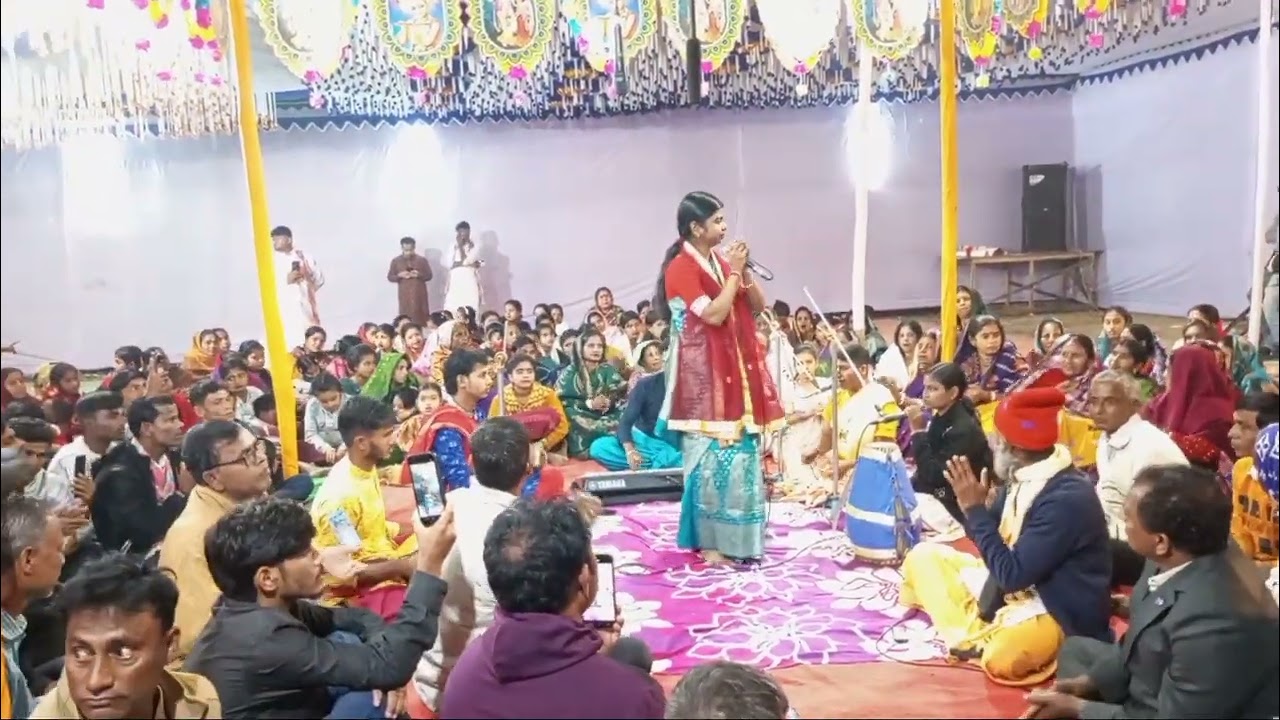 বুড়ায় প্রেম আনিয়াছে প্রেমের বন্যা দিয়া বুড়ায় জগৎ ভাসাইছে। 