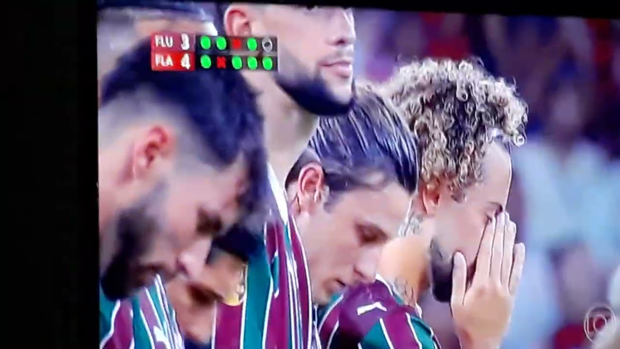 Assistindo a final do carioca Flamengo campeão 