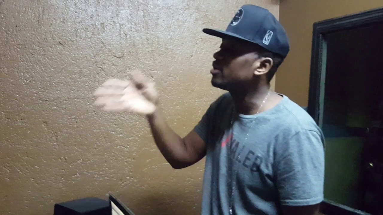 Busy Signal - Stay So ( In Studio Session) - The Turf President Walked in