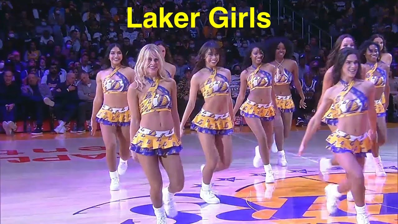 Laker Girls (Los Angeles Lakers Dancers) - NBA Dancers - 11/2/2021 1st QTR dance performance