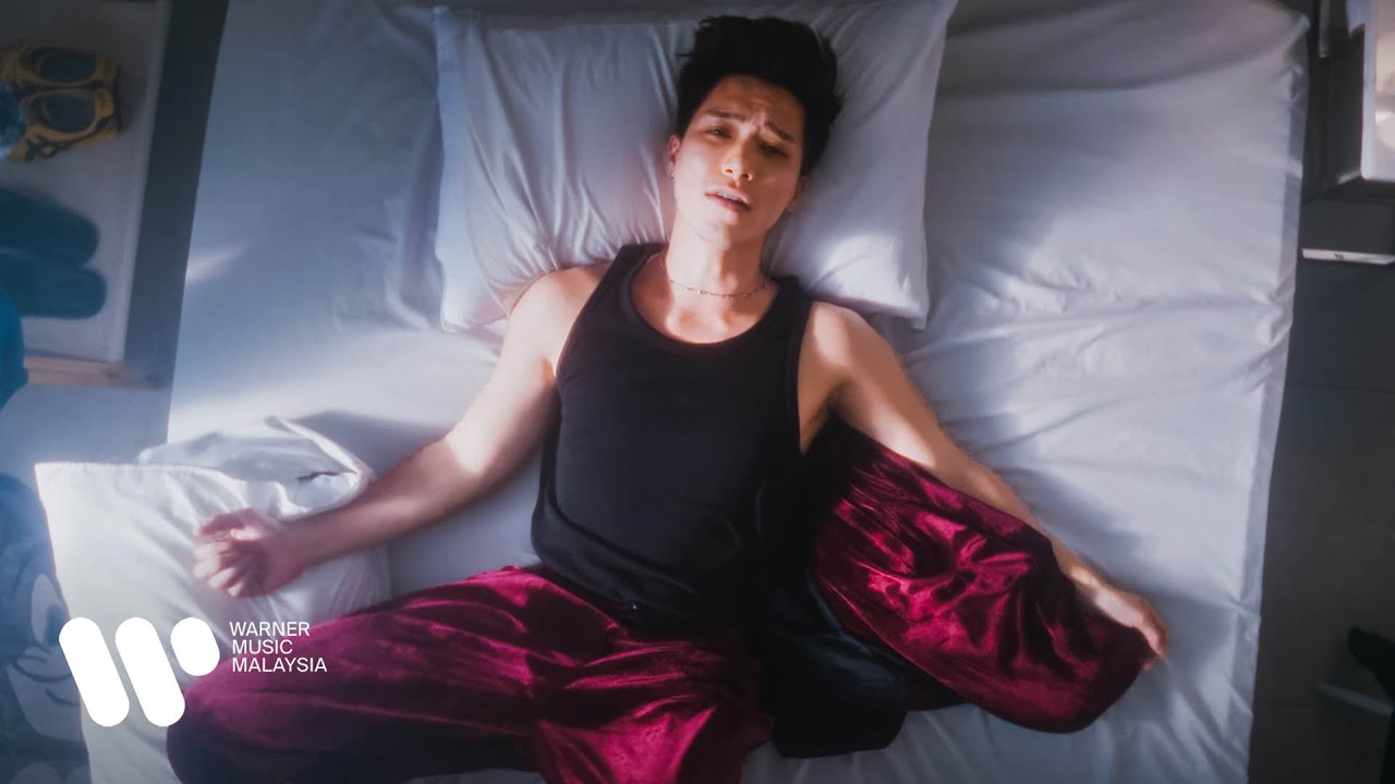 Sean Lee - t o x i c (Official Music Video)