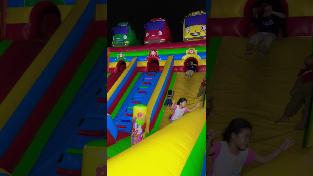 Merosot di rumah balon bis tayo Kuning