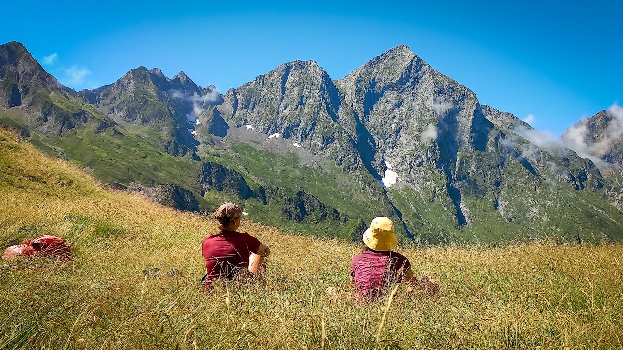 Hiking the GR10 // One month on trail!