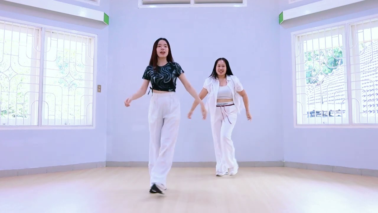 K-POP Dance Mashup | Choreography by Ms Tiffany & Ms Desly | Lumira Studio