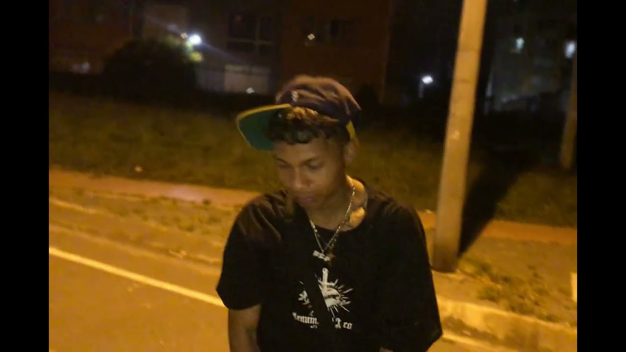 LA CALLE - Brandon BEP 🐝 (Audio Vizualizer) 