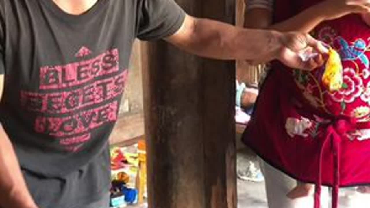 #乡村守护人 @DOU+小助手 人长大了，连豌豆粉都不是小时候哪个味了😁