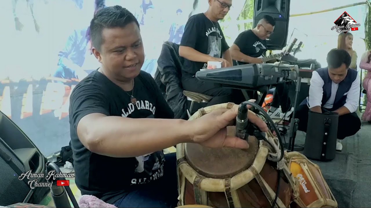 Eli Kharisma - PUKAH - Medley Wangsit Siliwangi || Balad Live Wangunsari