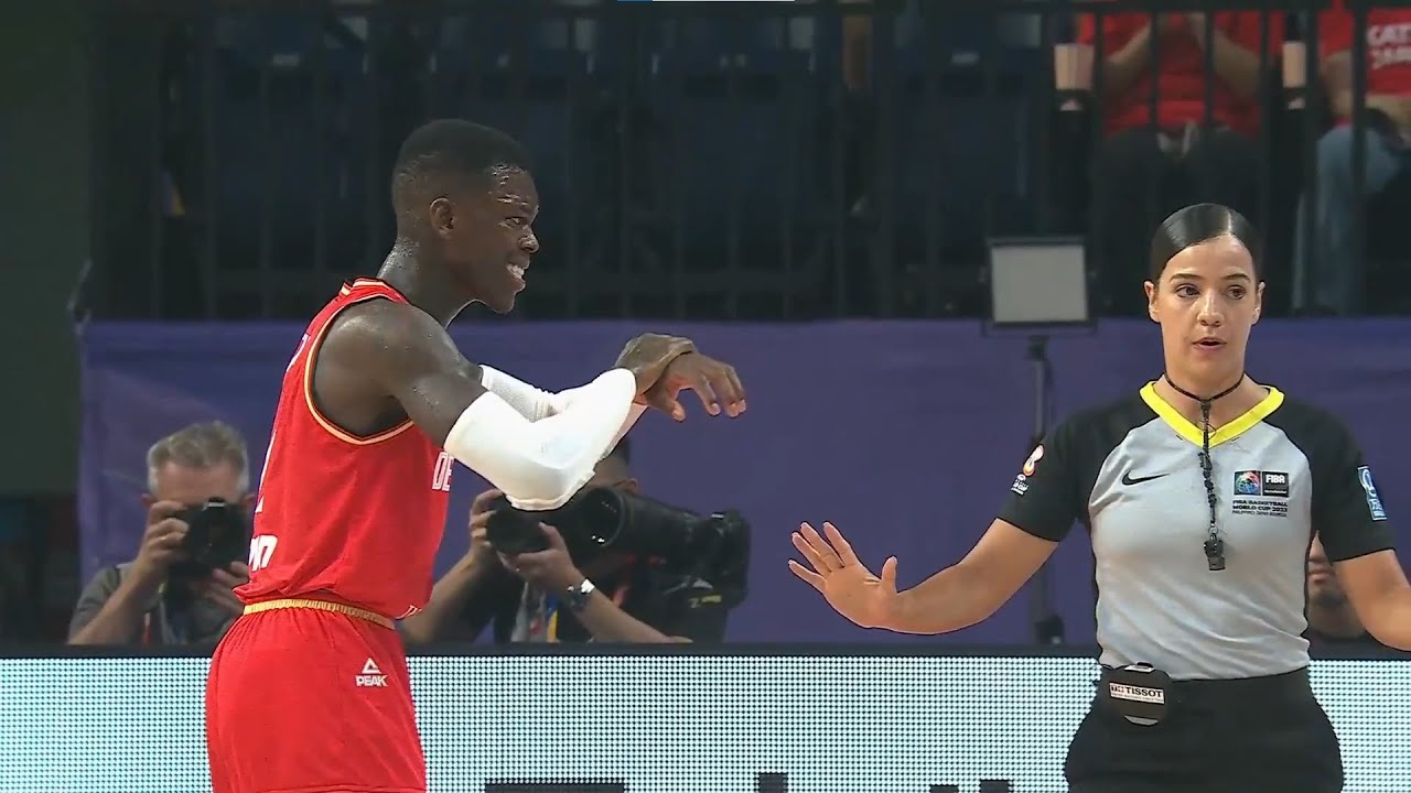C4  - Unsportsmanlike foul - FIBA World Cup 2023