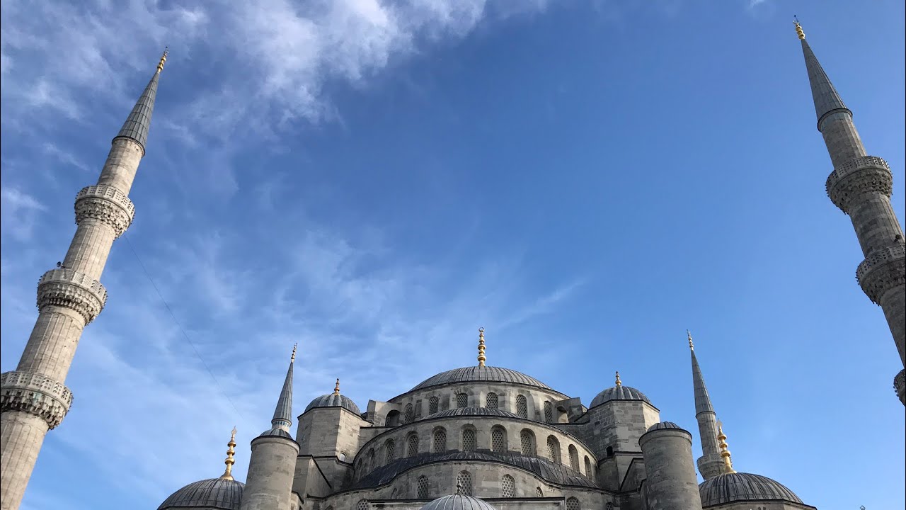 Nice Sunny Day ☀️ at Blue Mosque 🕌 - Sultan Ahmet & Hagia Sophia - Istanbul, Turkey 🇹🇷