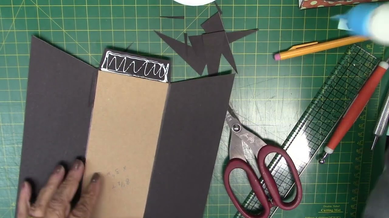Button Farm: Christmas Tree Farm project - Adding the mini-book spine