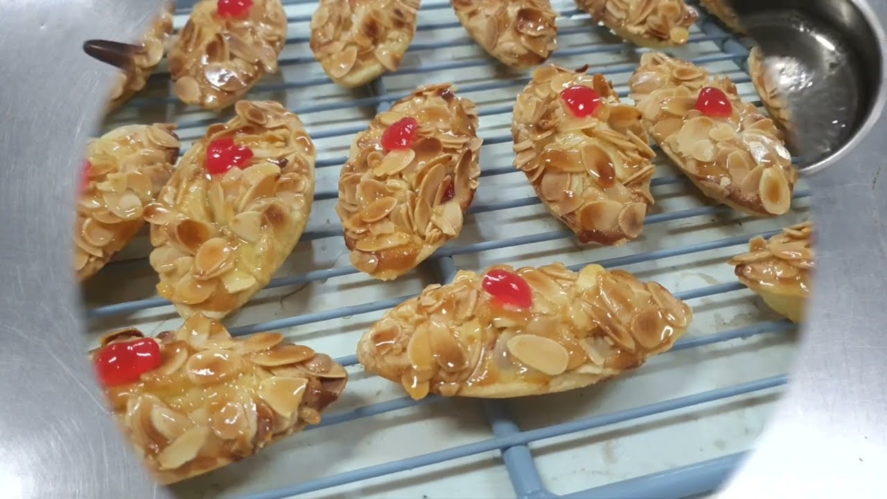 Almond Barquette