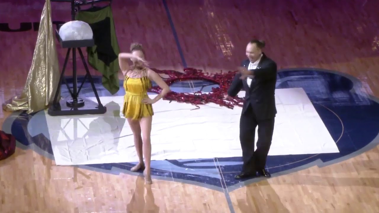 Pasha & Aliona Dazzle The Memphis Grizzlies Fans
