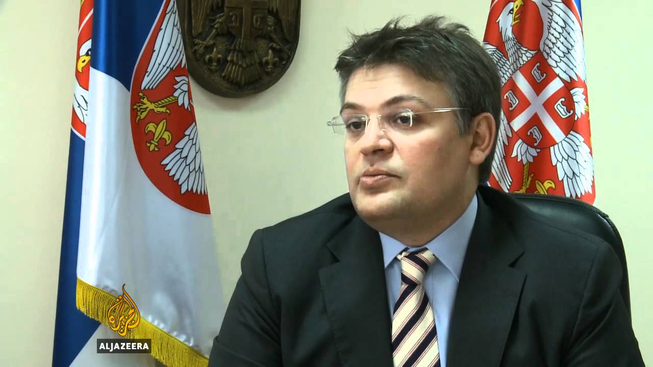 Uhapšen član Anonimusa iz Srbije - Al Jazeera Balkans