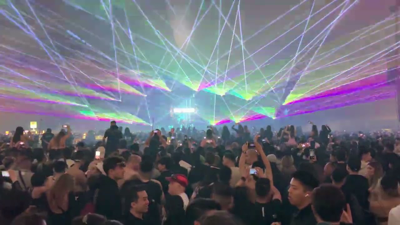 Subculture Melbourne 2023 | Billy Gillies plays: Better Off Alone (Billy Gillies Rework)
