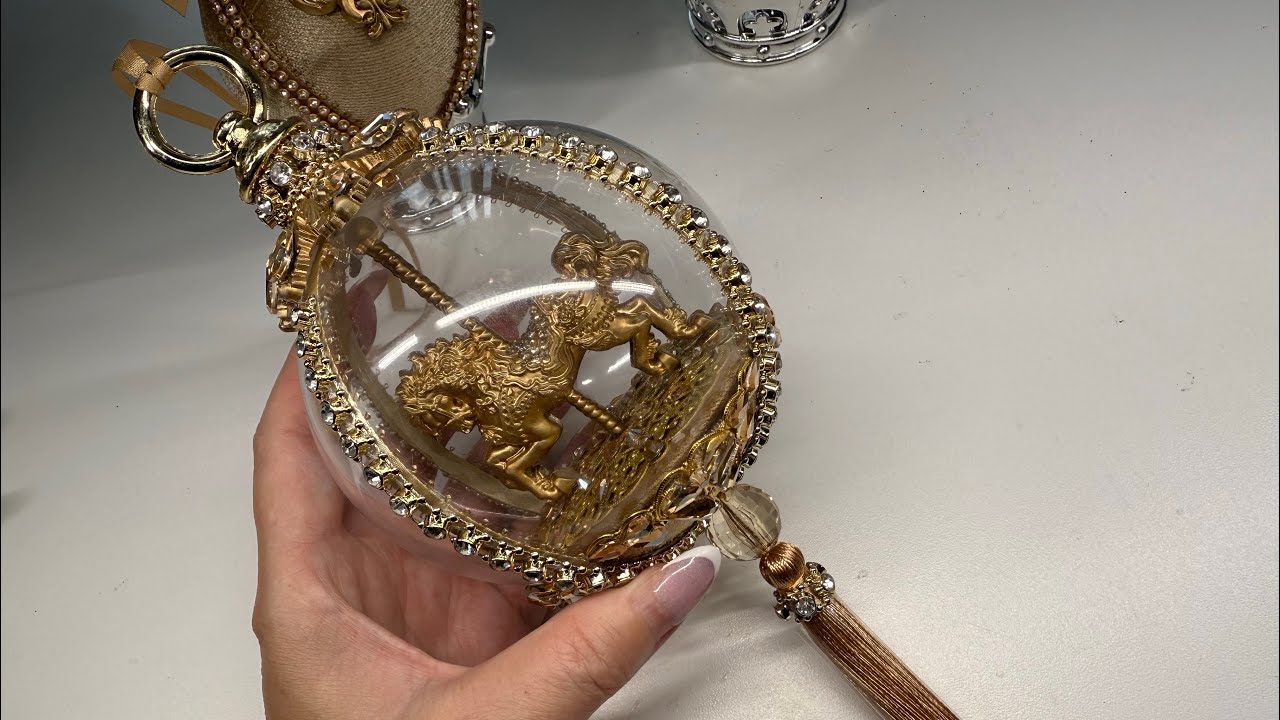 Ёлочные игрушки своими руками. Карусель с лошадкой. 