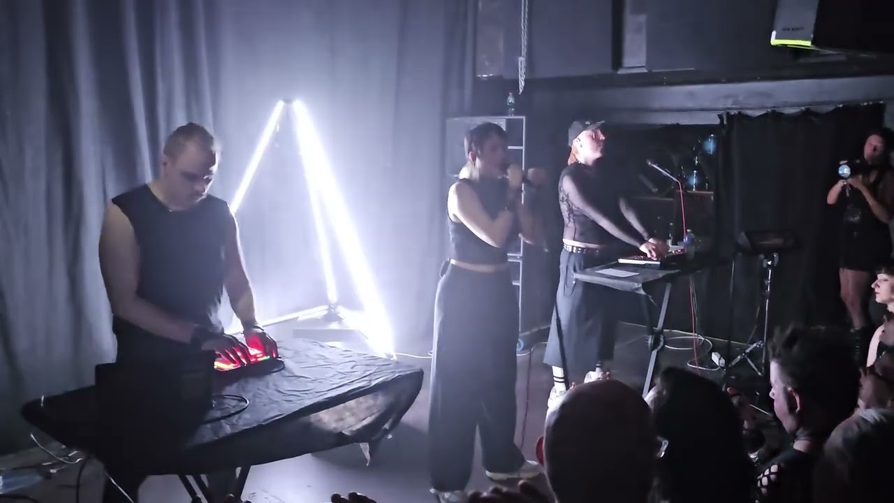 Rue Oberkampf  - Hope and Fear Nights Live at Fuchs2 Prague Gothic Treffen 2024