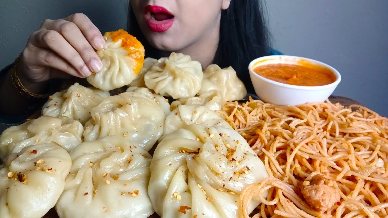 ASMR Eating Giant Momos 🔥 Spicy Sauce & Spaghetti | Homemade Momos | Lahori ASMR