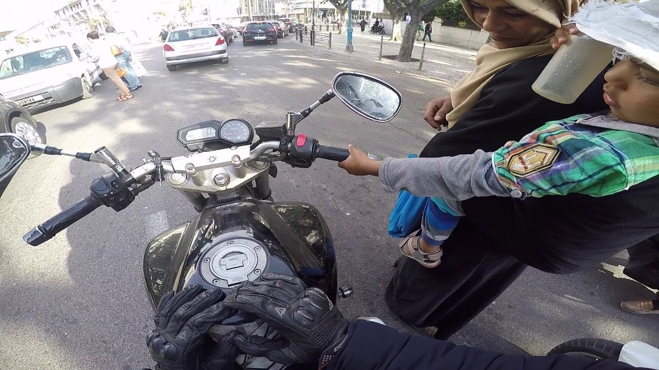 BAD Helmets | السياقة و الترمضينة : الحلقة 1 -بغى إدير رن رن