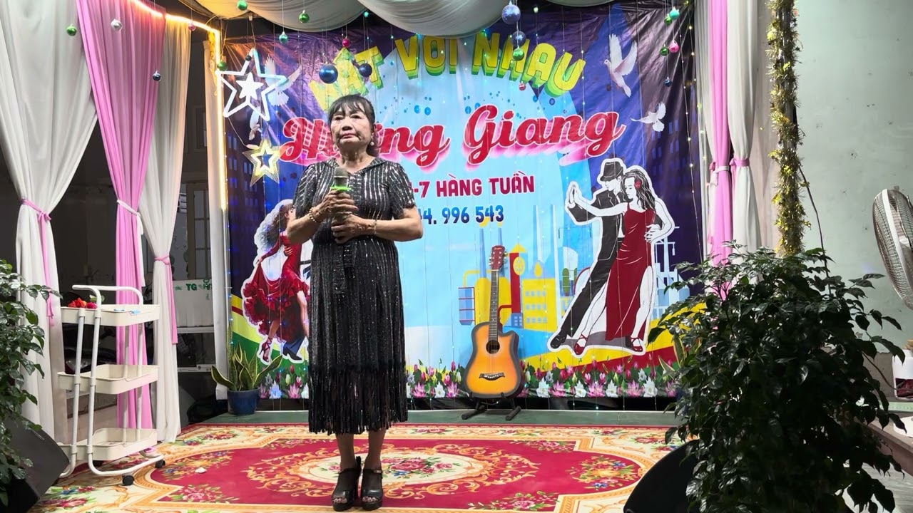 Tâm sự nàng Xuân-Hồng Gấm 