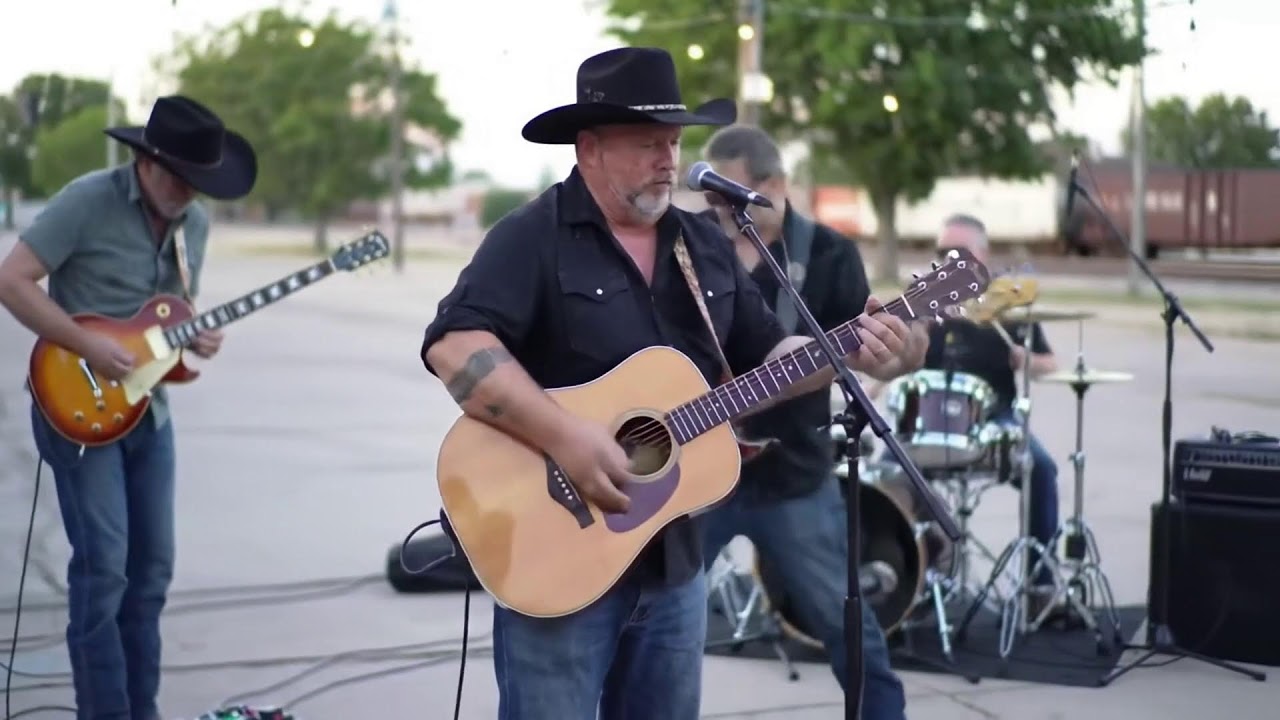 Country Rock Vibes – Southern Dust & Wild Spirit Inspired by Blackberry Smoke
